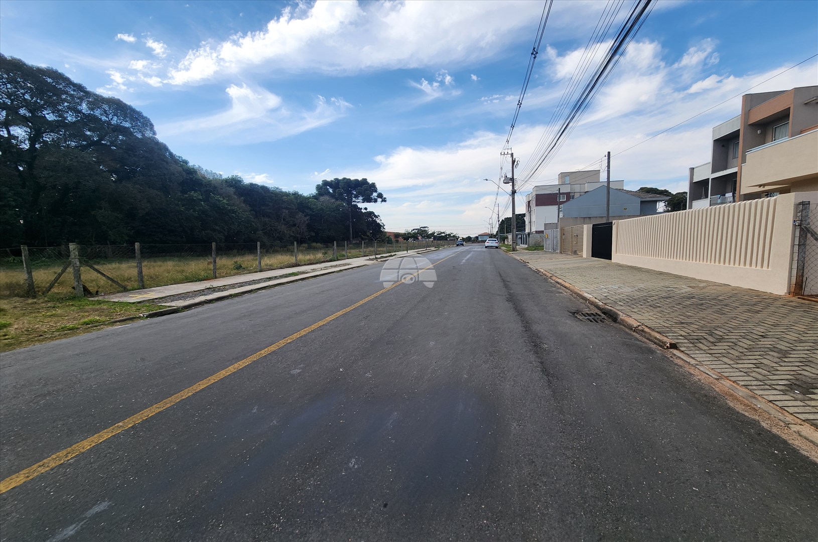 Terreno/Área para alugar em Ferrari, Campo Largo — Portal Chave Fácil