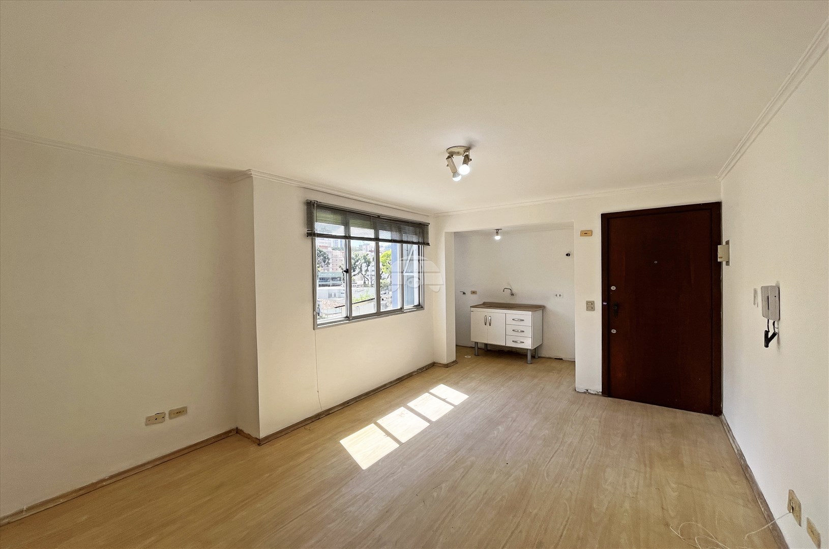 Apartamento para alugar em Água Verde, Curitiba — Portal Chave Fácil