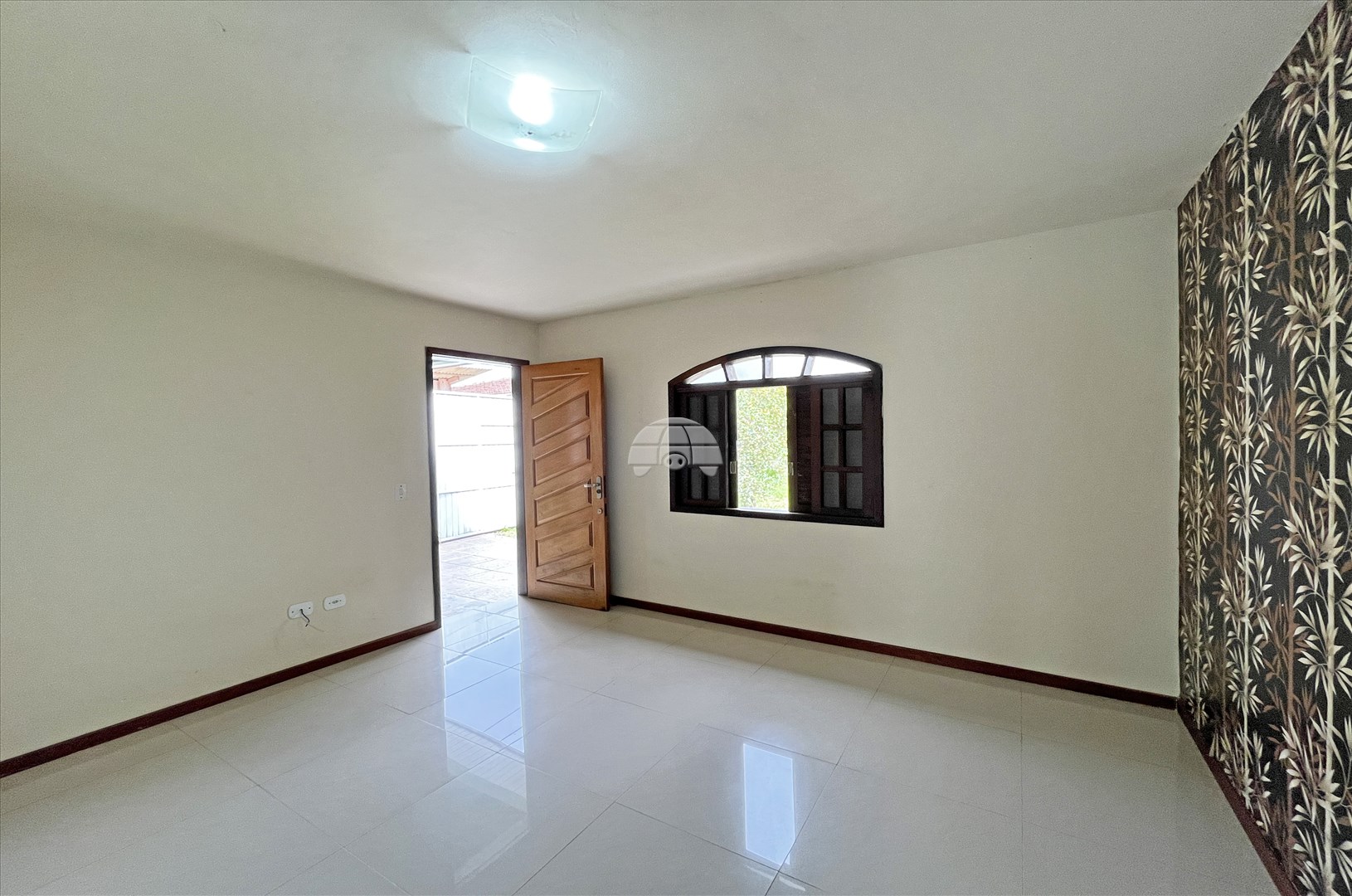 Casa para alugar em Uberaba, Curitiba — Portal Chave Fácil