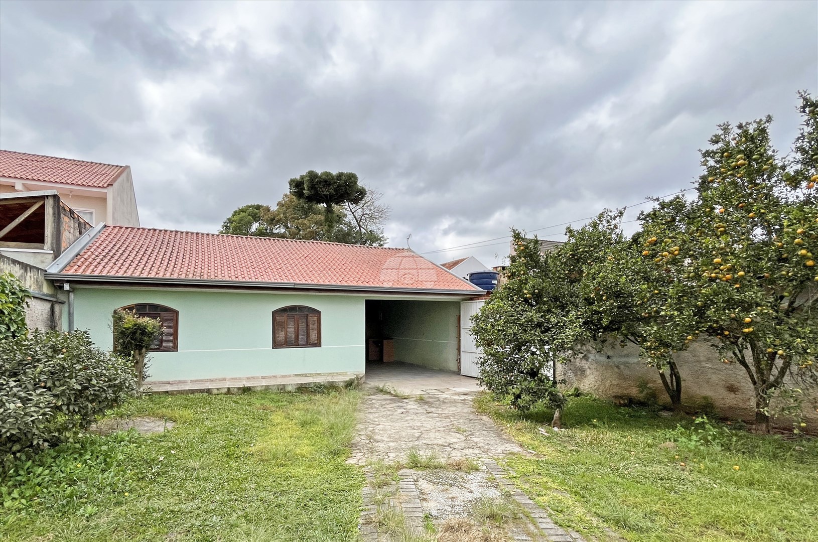 Casa para alugar em Uberaba, Curitiba — Portal Chave Fácil