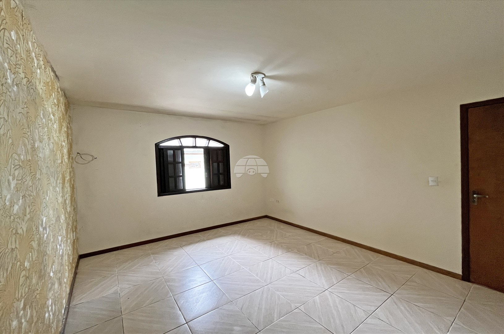 Casa para alugar em Uberaba, Curitiba — Portal Chave Fácil
