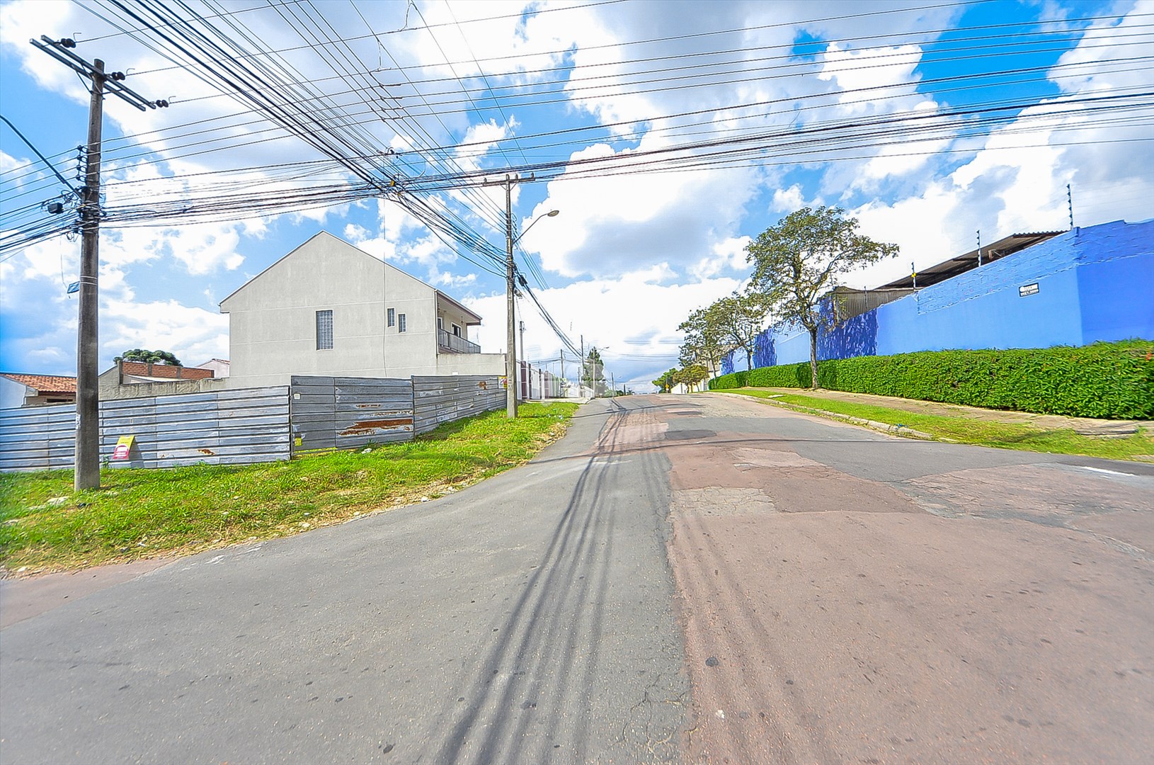 Terreno/Área para alugar em Pinheirinho, Curitiba — Portal Chave Fácil