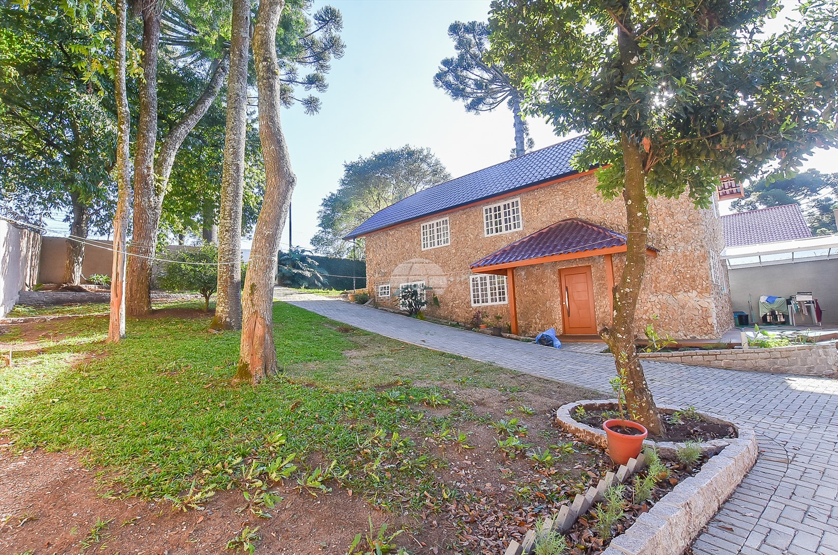 Casa à venda em Santa Felicidade, Curitiba — Portal Chave Fácil
