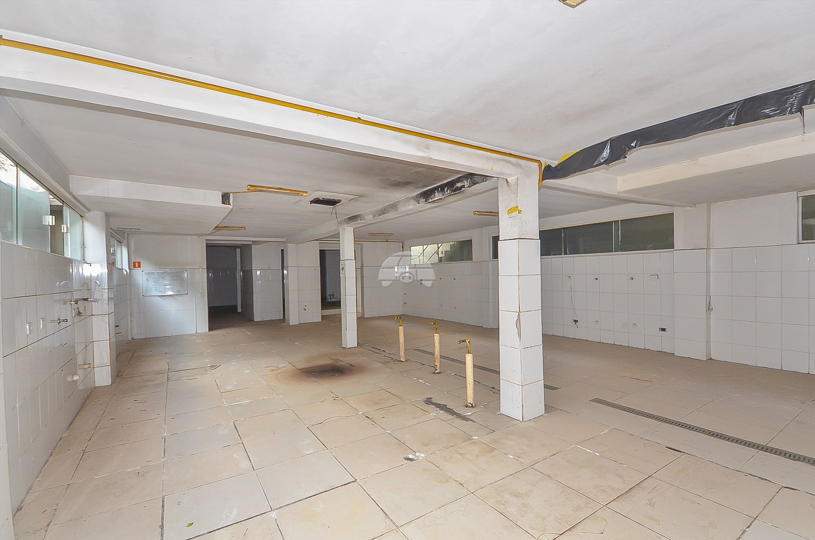 Prédio Comercial/Residencial para Venda no Bairro Água Verde ref. 947722 (8 / 10)