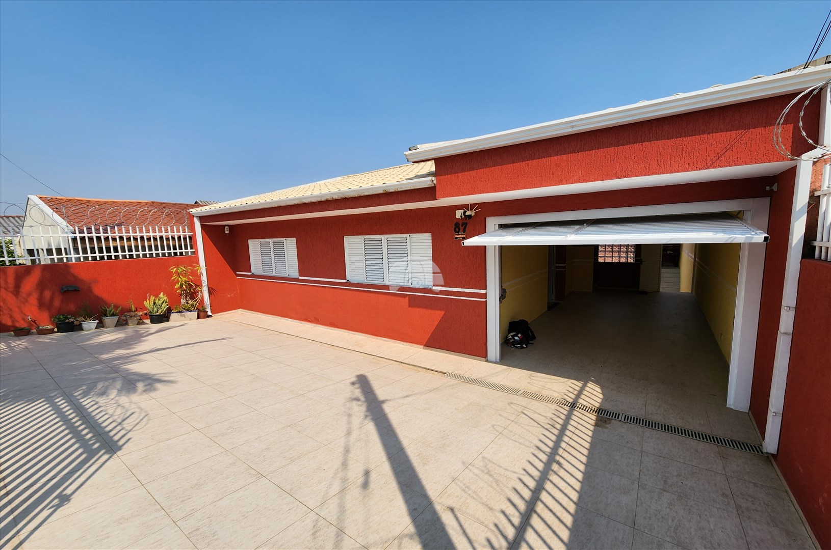 Casa para alugar em Jardim Modelo, Colombo — Portal Chave Fácil
