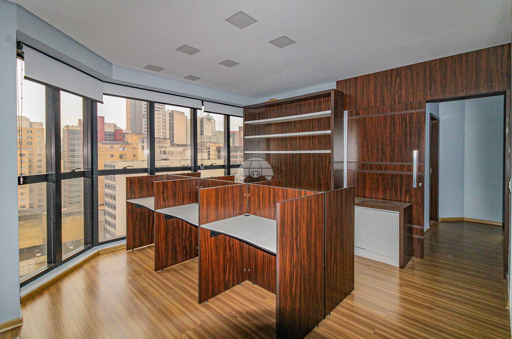 Sala Comercial para Locação no Bairro Centro ref. 88040 (8 / 10)