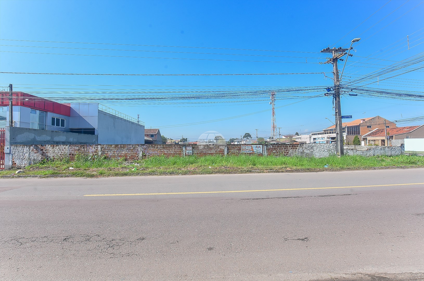 Terreno/Área à venda em Cajuru, Curitiba — Portal Chave Fácil