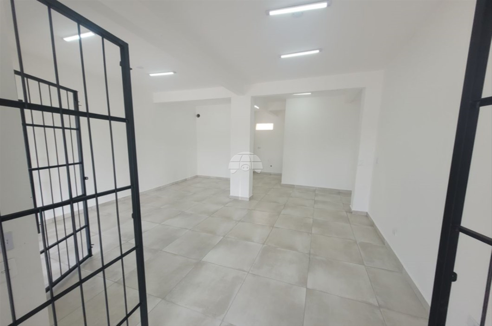 Sala/Conjunto Comercial para alugar em Itapema Do Norte, Itapoá — Portal Chave Fácil