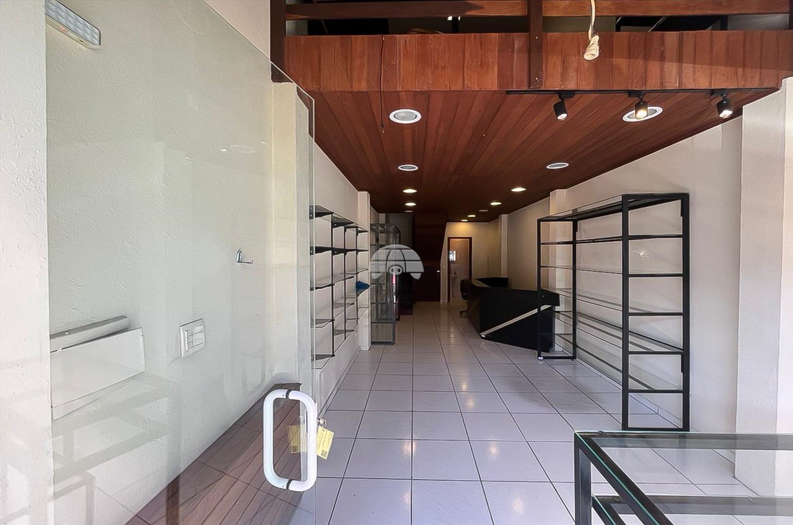 Sala/Conjunto Comercial para alugar em Ahú, Curitiba — Portal Chave Fácil