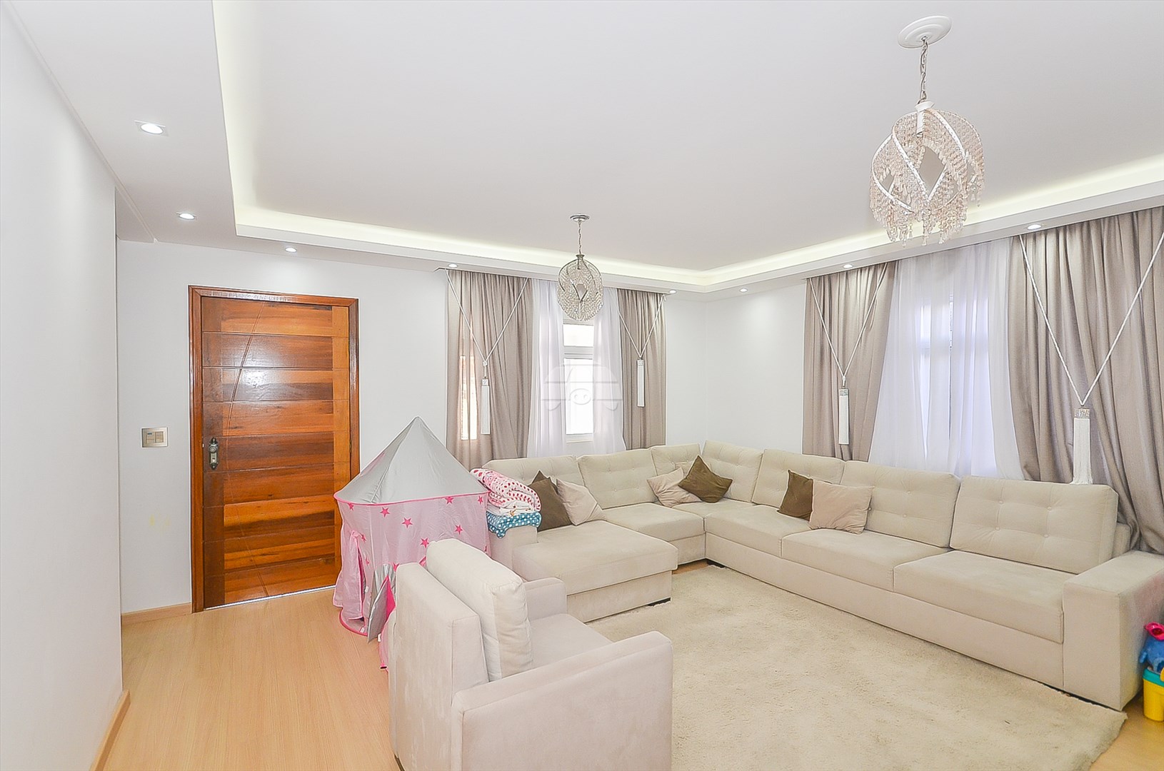Casa Residencial para Venda no Bairro Hauer ref. 212821 (8 / 10)