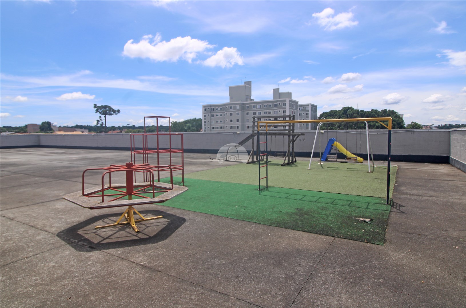 Cobertura Residencial para Locação no Bairro Santa Cândida ref. 106845 (8 / 9)