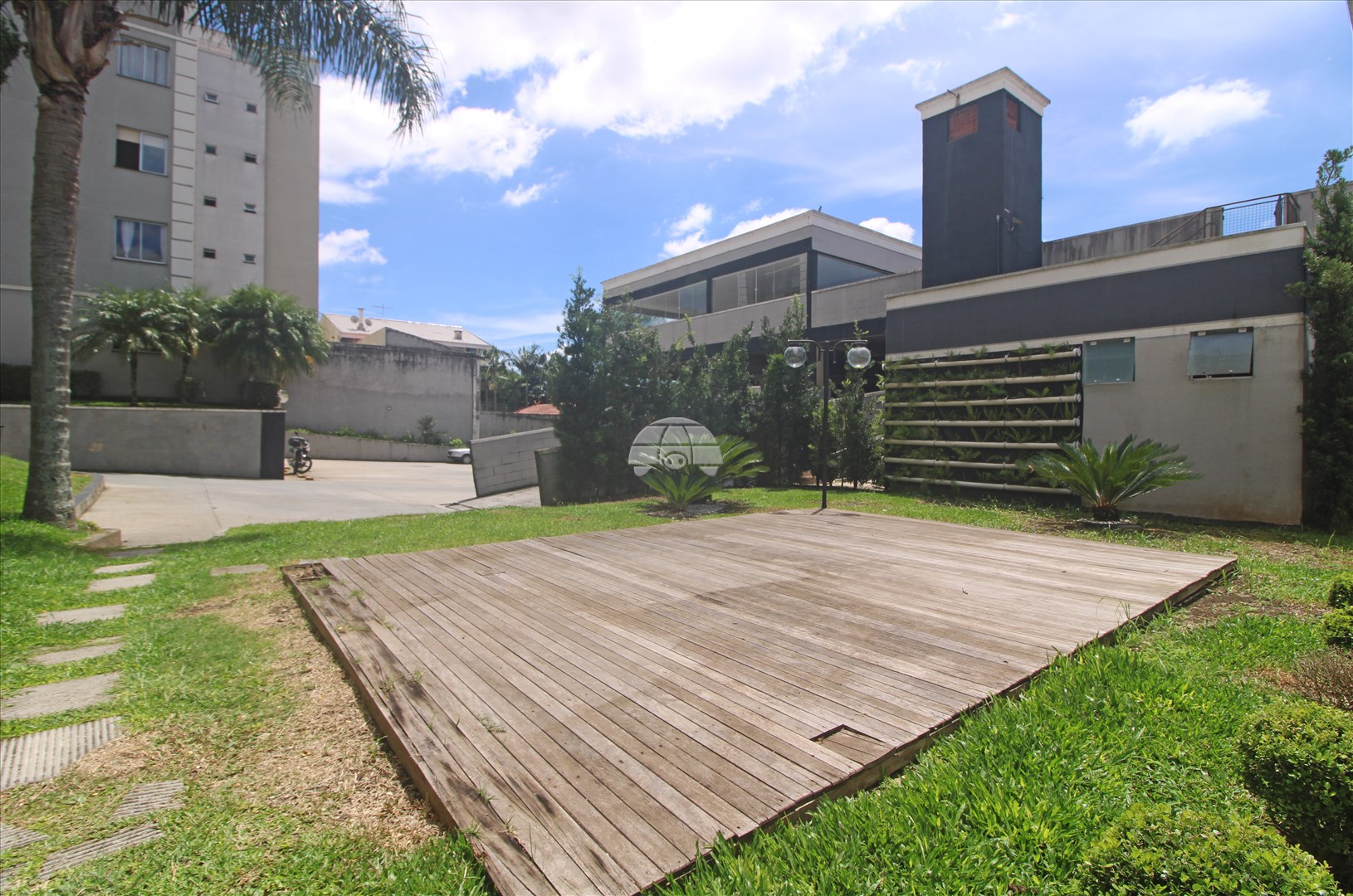 Cobertura Residencial para Locação no Bairro Santa Cândida ref. 106845 (7 / 9)