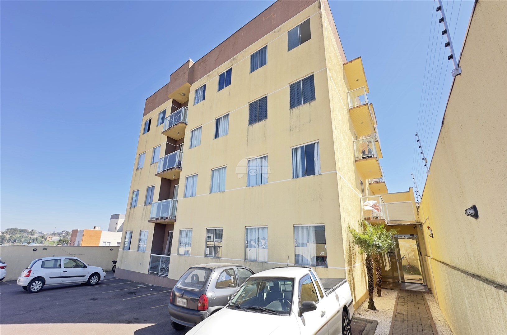 Apartamento para alugar em Vila Guarani, Colombo — Portal Chave Fácil