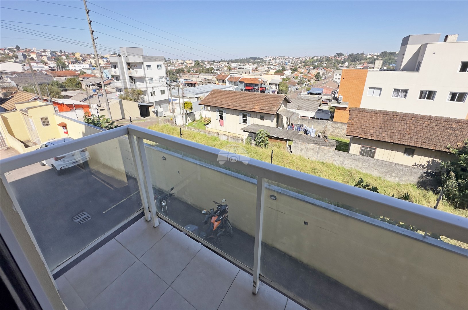 Apartamento para alugar em Vila Guarani, Colombo — Portal Chave Fácil