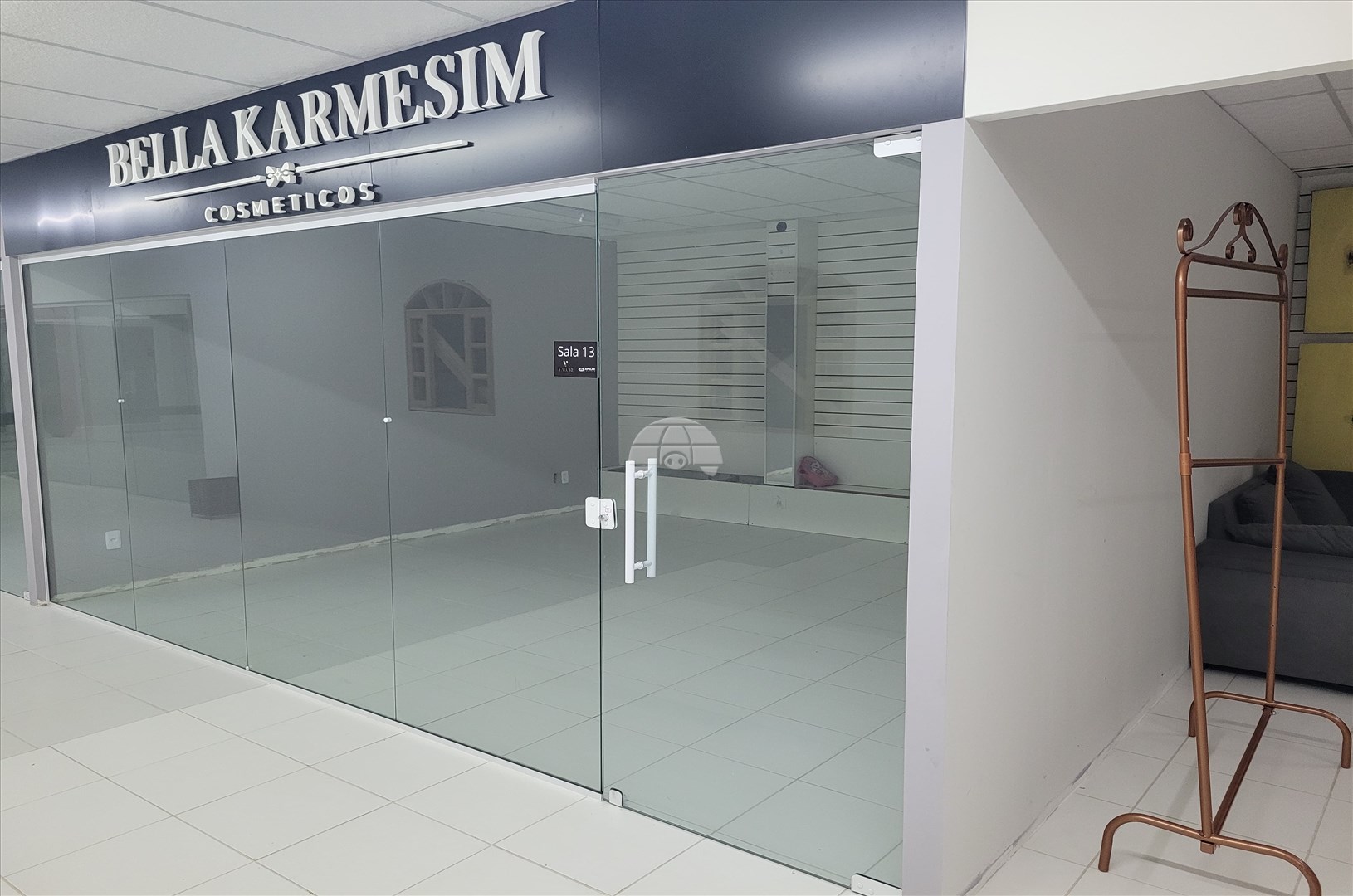 Sala/Conjunto Comercial para alugar em Itapema Do Norte, Itapoá — Portal Chave Fácil