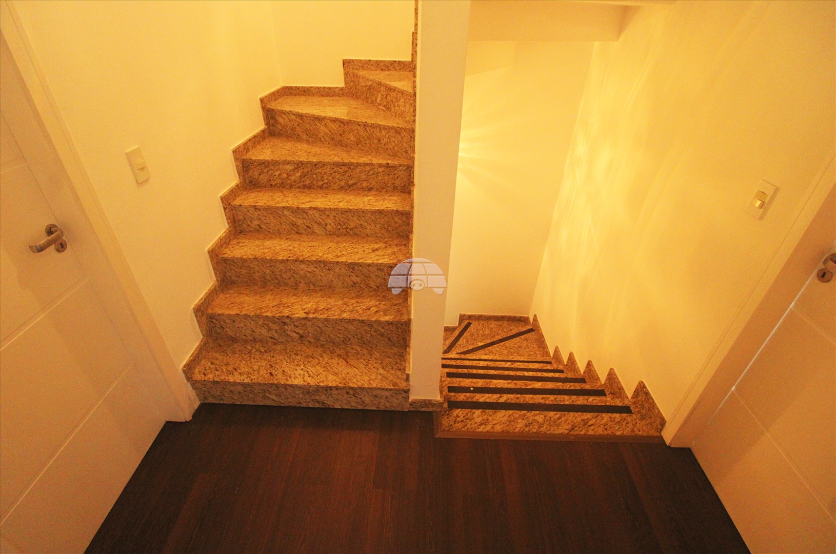 Sobrado Comercial/Residencial para Locação no Bairro Bom Retiro ref. 106945 (10 / 10)