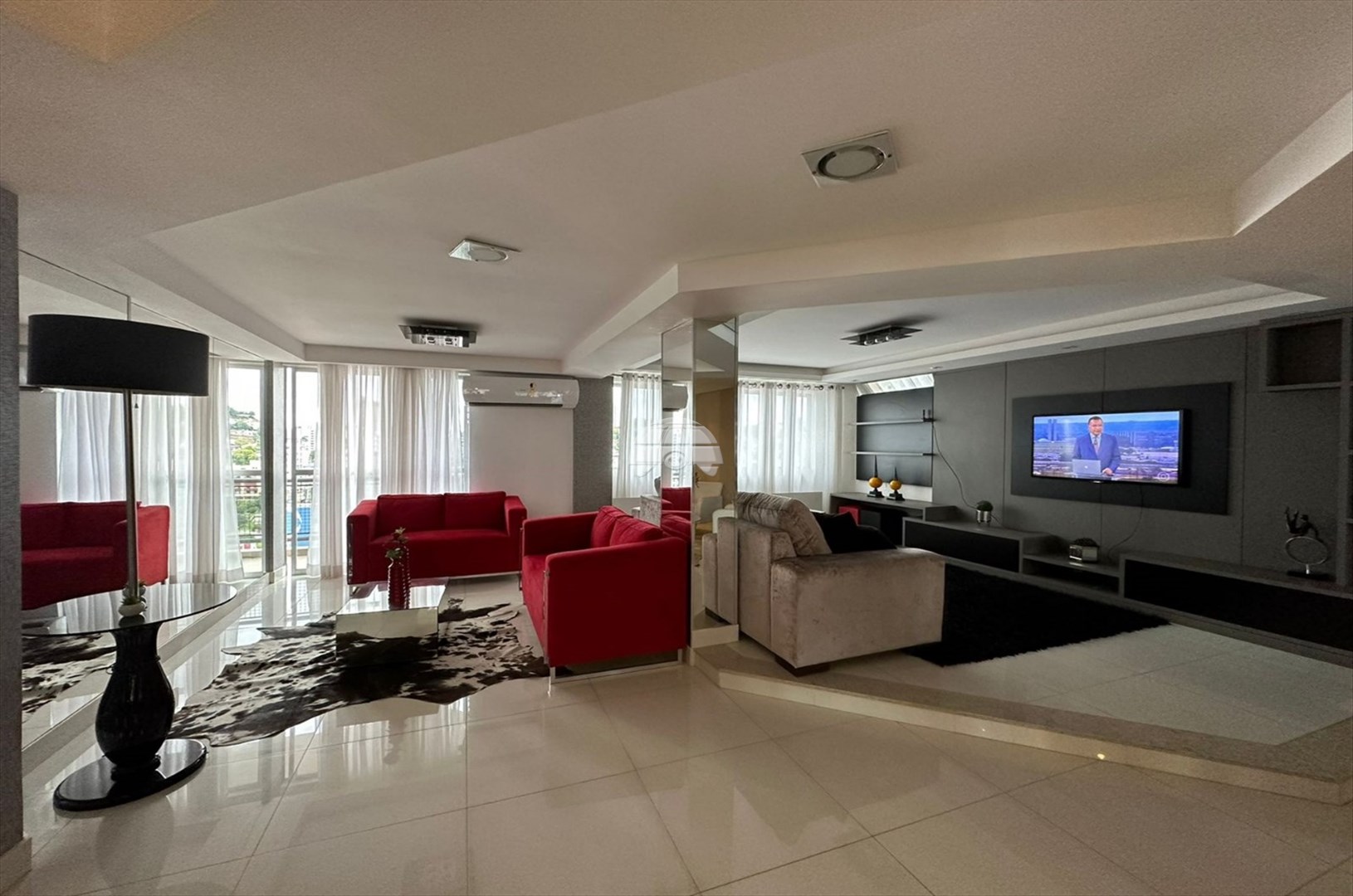 Apartamento para alugar em Centro, Pato Branco — Portal Chave Fácil