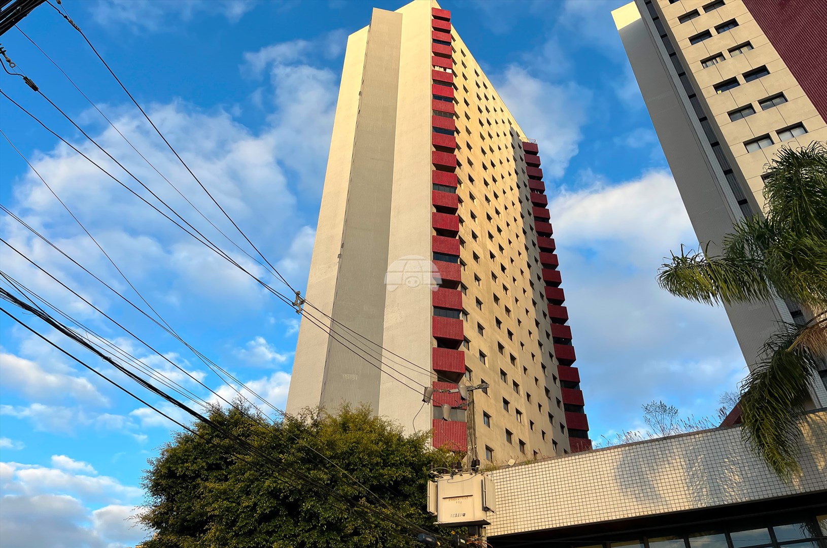 Apartamento para alugar em Centro, Curitiba — Portal Chave Fácil