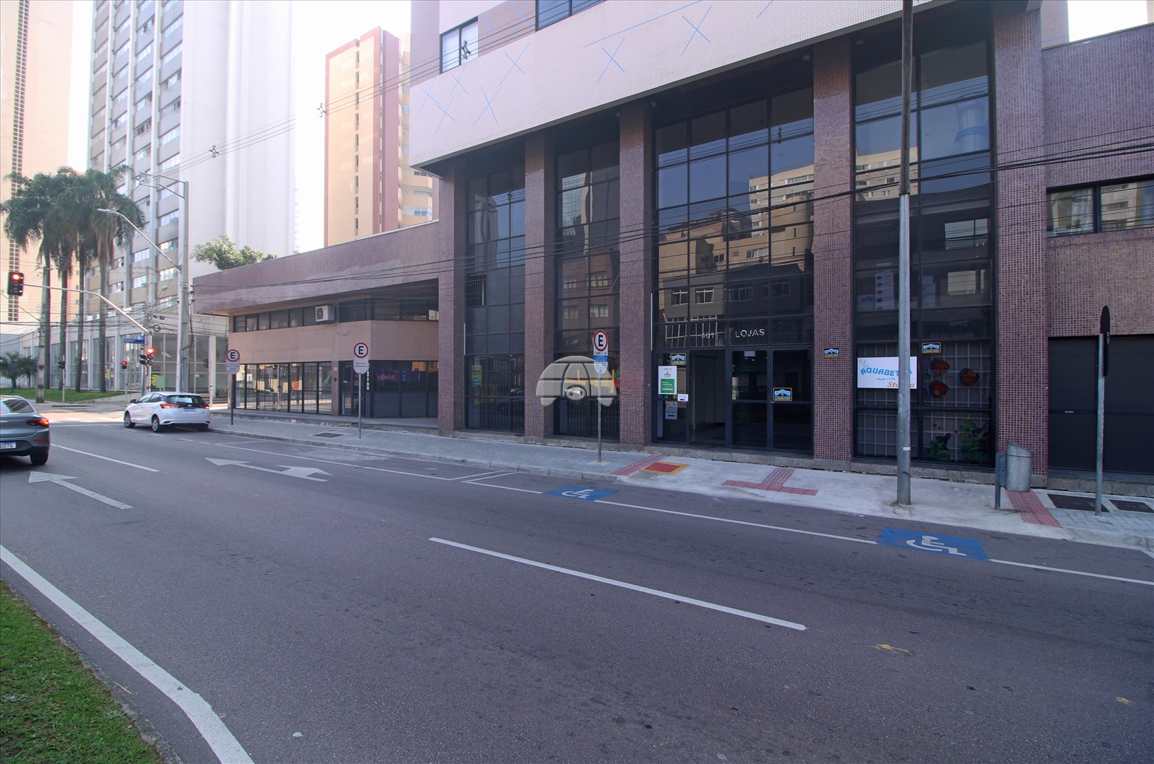 Sala/Conjunto Comercial para alugar em Centro, Curitiba — Portal Chave Fácil