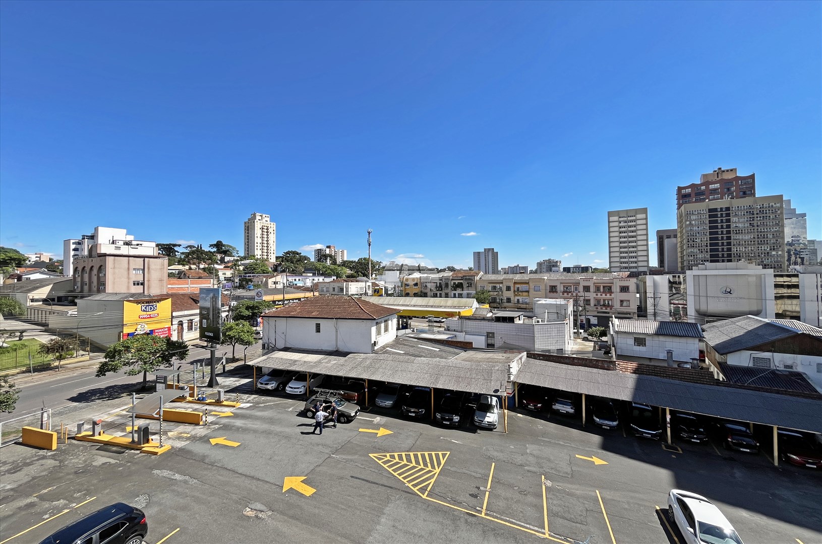 Apartamento para alugar em São Francisco, Curitiba — Portal Chave Fácil