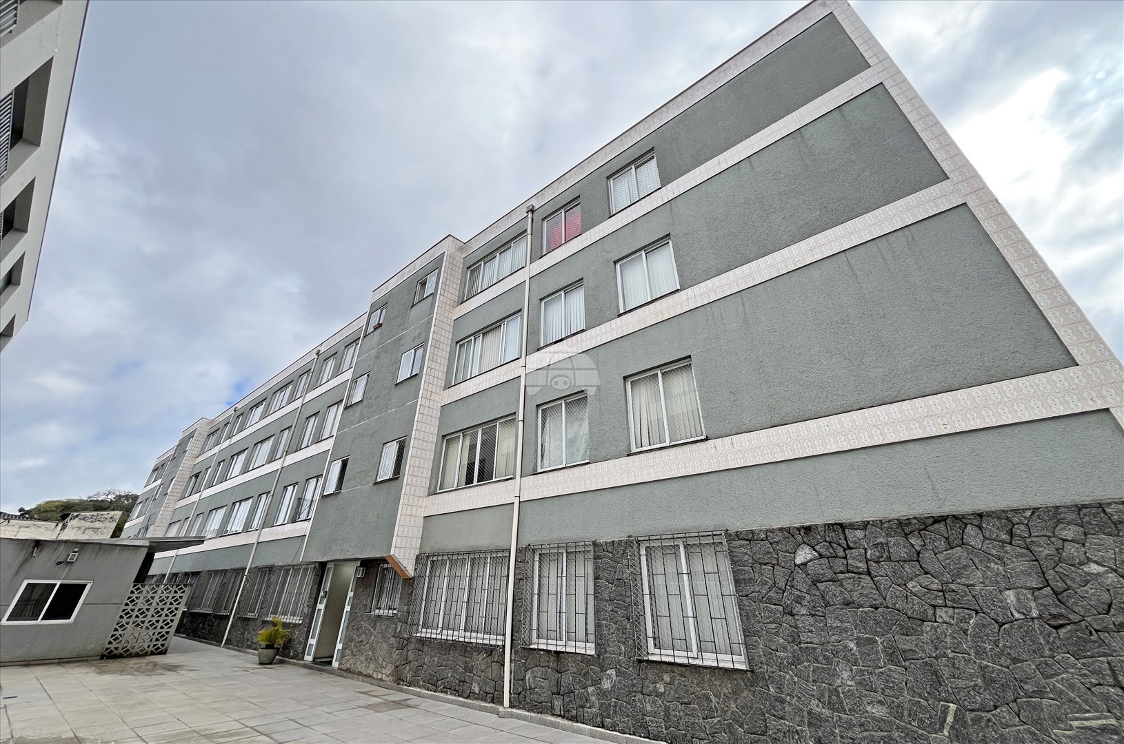 Apartamento Residencial para Locação no Bairro São Francisco ref. 107050 (1 / 10)
