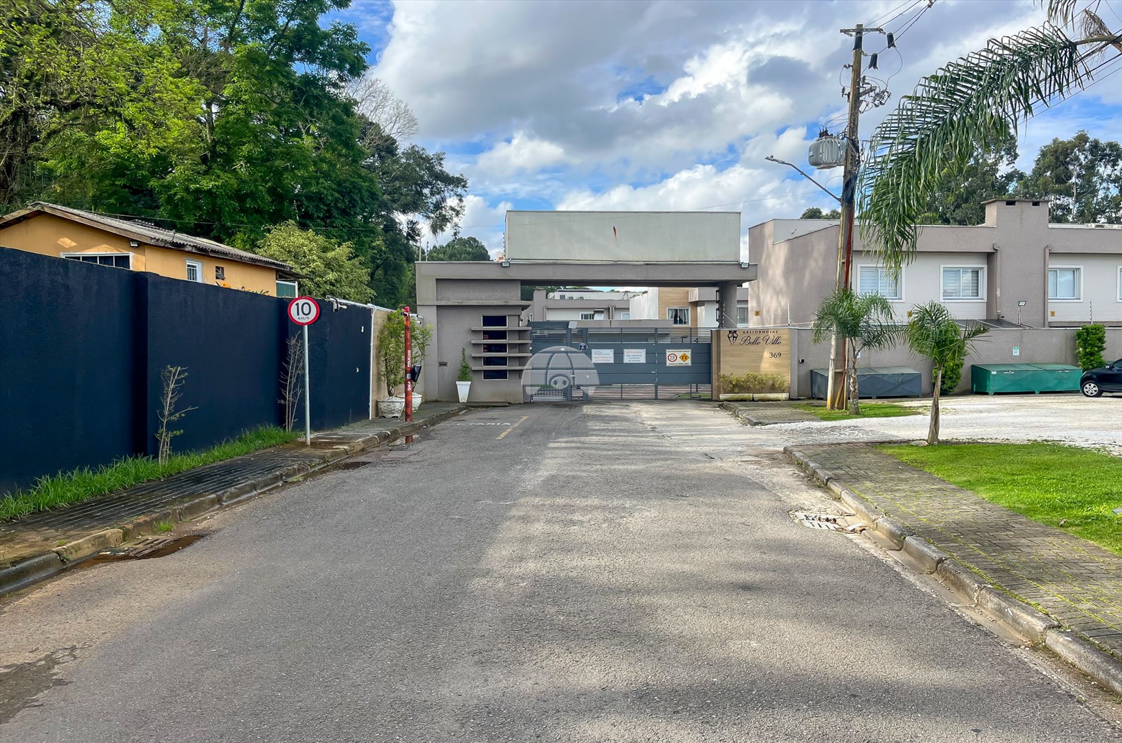 Casa para alugar em Campo Comprido, Curitiba — Portal Chave Fácil