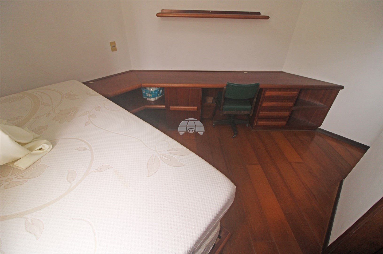 Apartamento para alugar em Bigorrilho, Curitiba — Imobiliária Razão