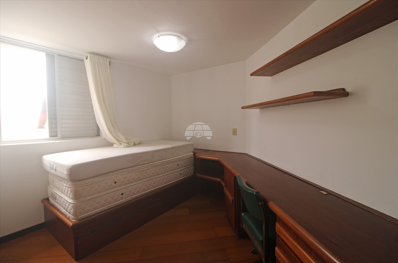 Apartamento para alugar em Bigorrilho, Curitiba — Imobiliária Razão