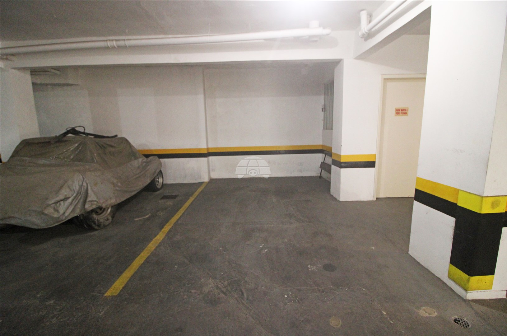 Apartamento para alugar em Bigorrilho, Curitiba — Imobiliária Razão