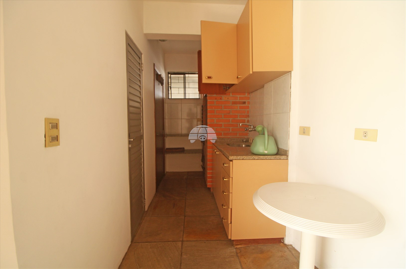 Apartamento para alugar em Bigorrilho, Curitiba — Imobiliária Razão