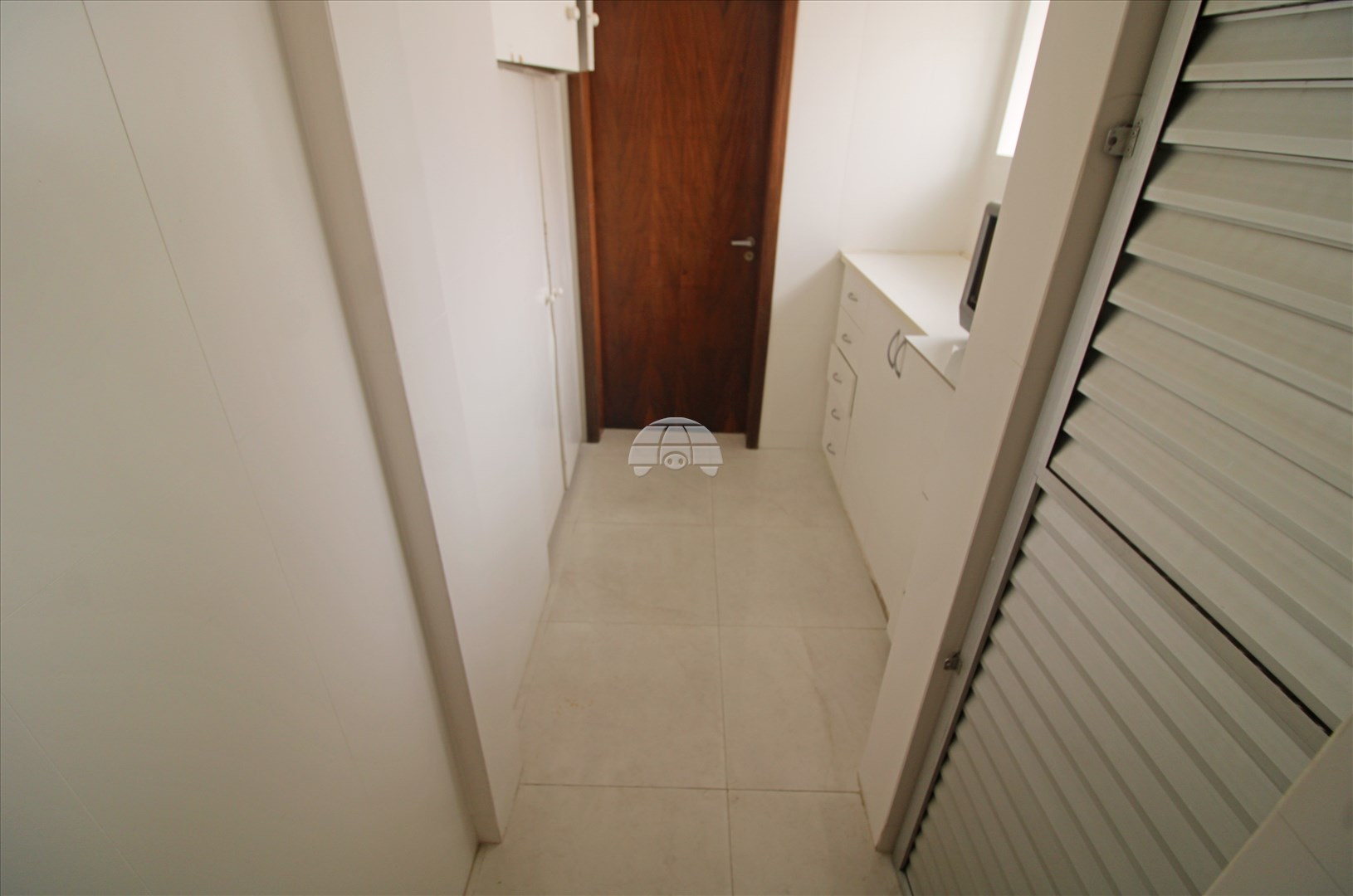 Apartamento para alugar em Bigorrilho, Curitiba — Imobiliária Razão