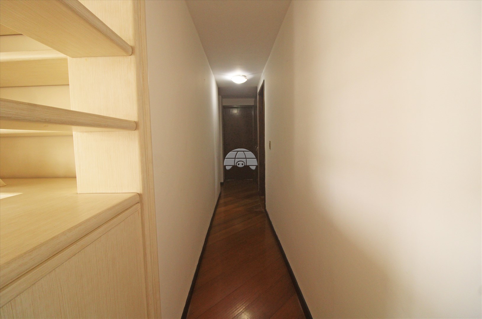 Apartamento para alugar em Bigorrilho, Curitiba — Imobiliária Razão