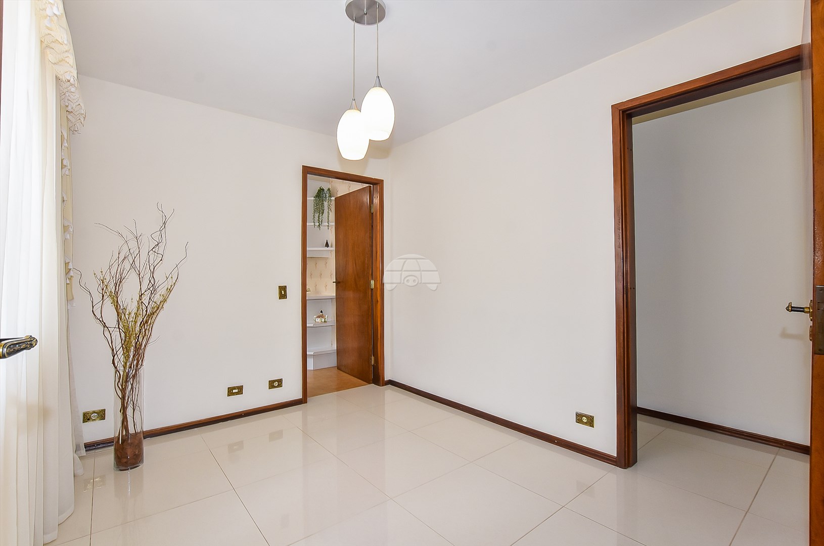 Casa Residencial para Venda no Bairro Fanny ref. 213855 (10 / 10)