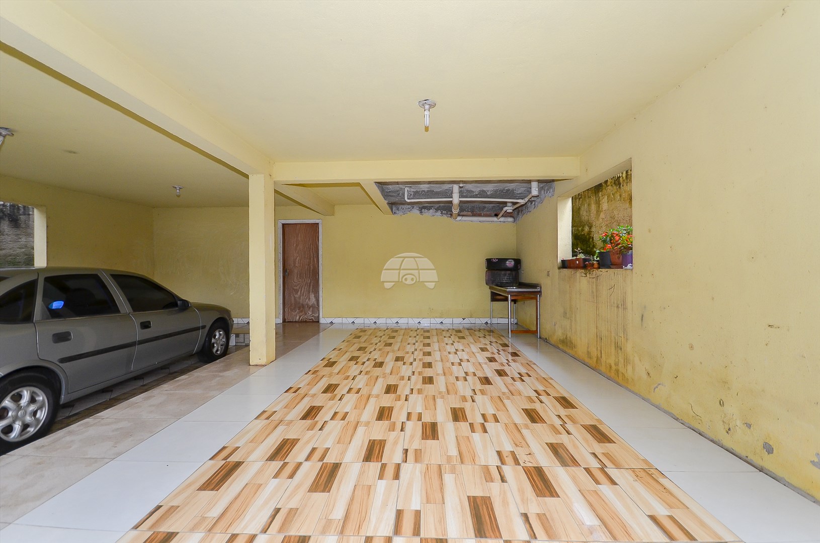 Casa à venda em São João, Curitiba — Portal Chave Fácil