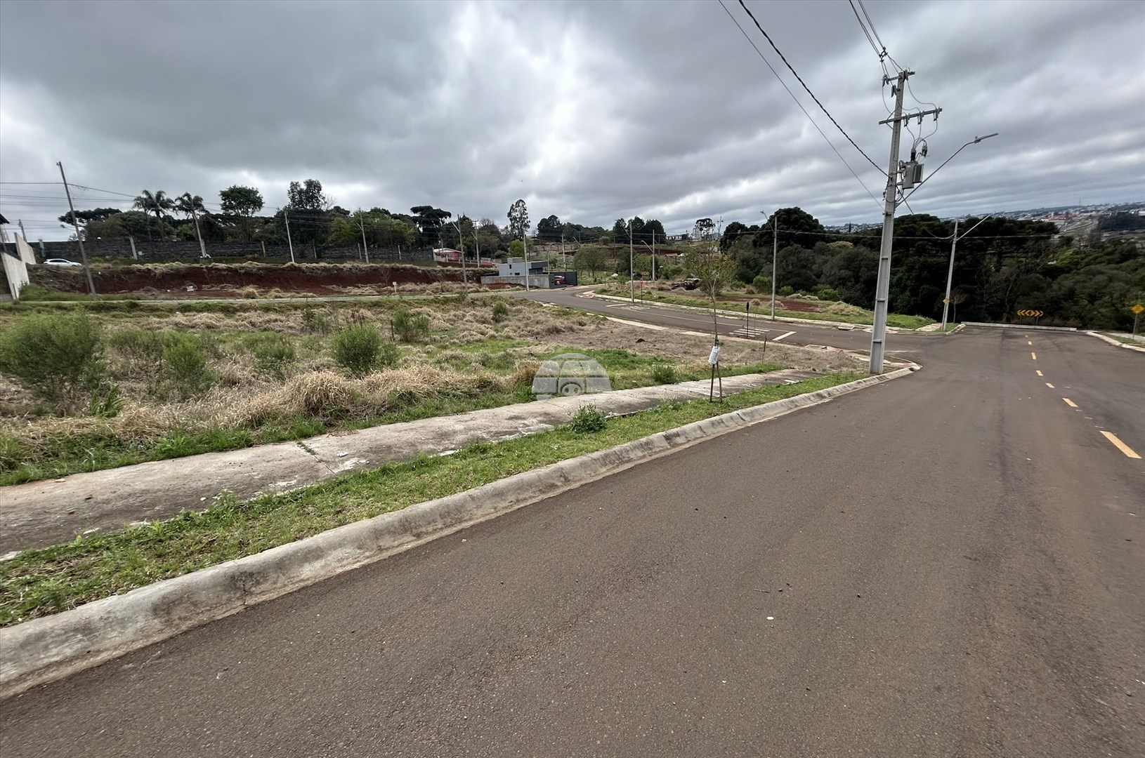 Terreno/Área à venda em Industrial, Guarapuava — Portal Chave Fácil