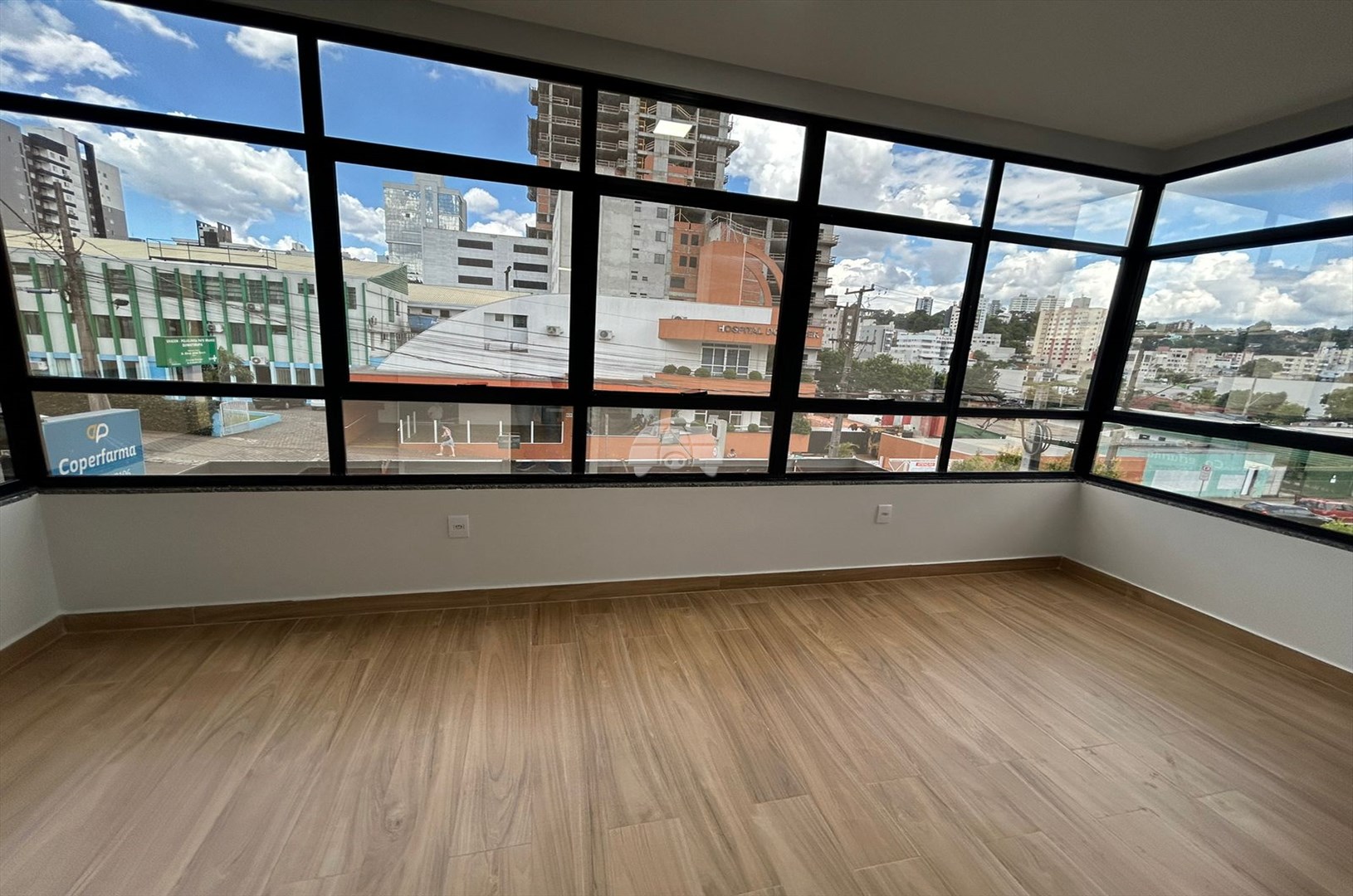 Apartamento para alugar em Centro, Pato Branco — Portal Chave Fácil