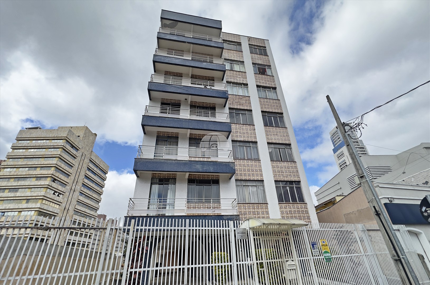 Garagem Residencial para Locação no Bairro São Francisco ref. 107226 (1 / 8)