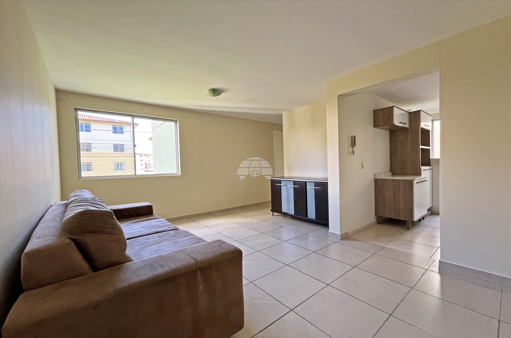 Apartamento para alugar em Sítio Cercado, Curitiba — Portal Chave Fácil