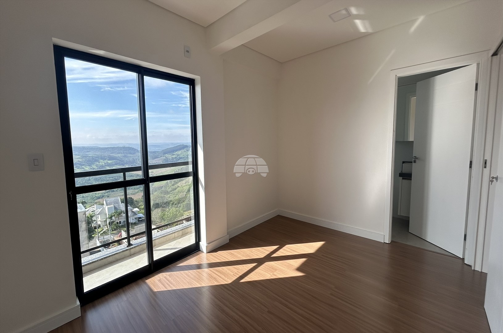 Apartamento à venda em Santana, Guarapuava — Portal Chave Fácil