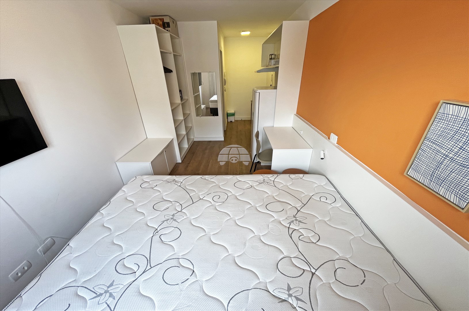 Apartamento para alugar em Novo Mundo, Curitiba — Imobiliária Razão