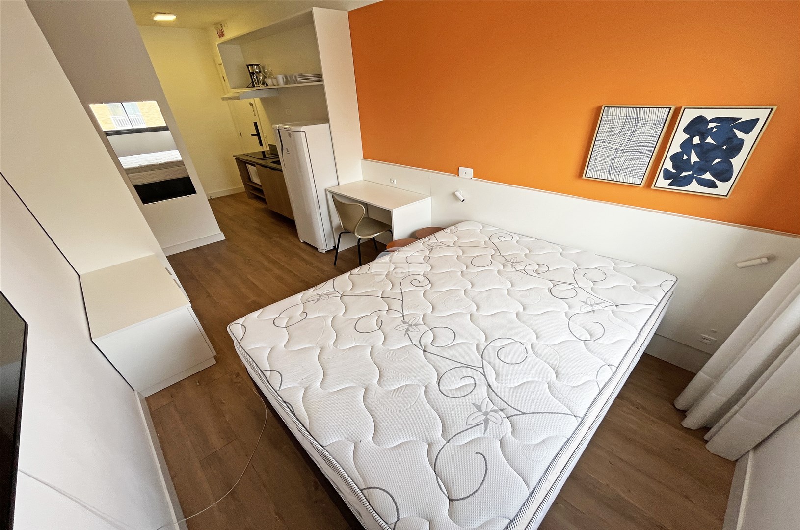 Apartamento para alugar em Novo Mundo, Curitiba — Imobiliária Razão