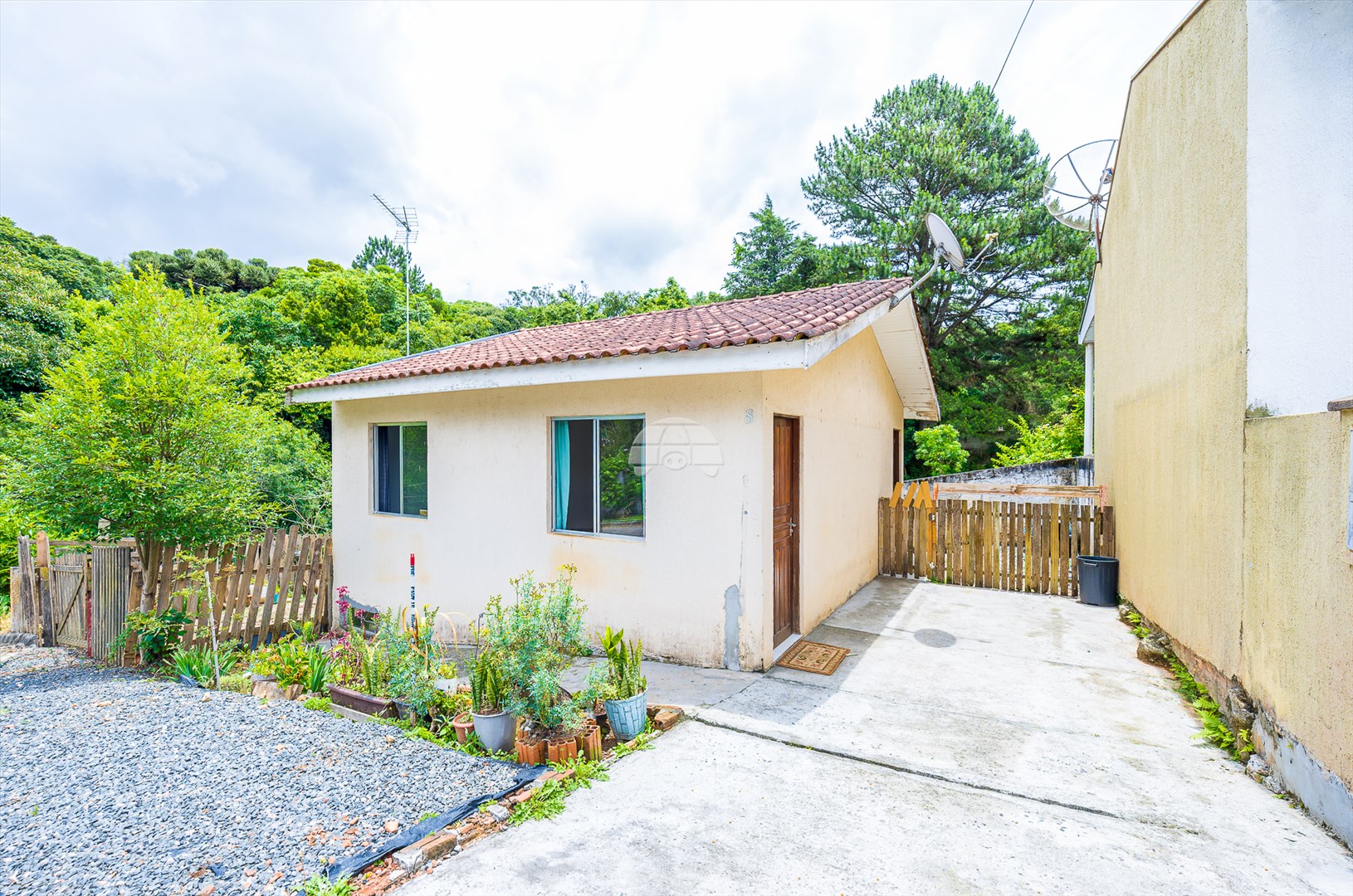 Casa à venda em Conjunto Águas Claras, Campo Largo — Portal Chave Fácil