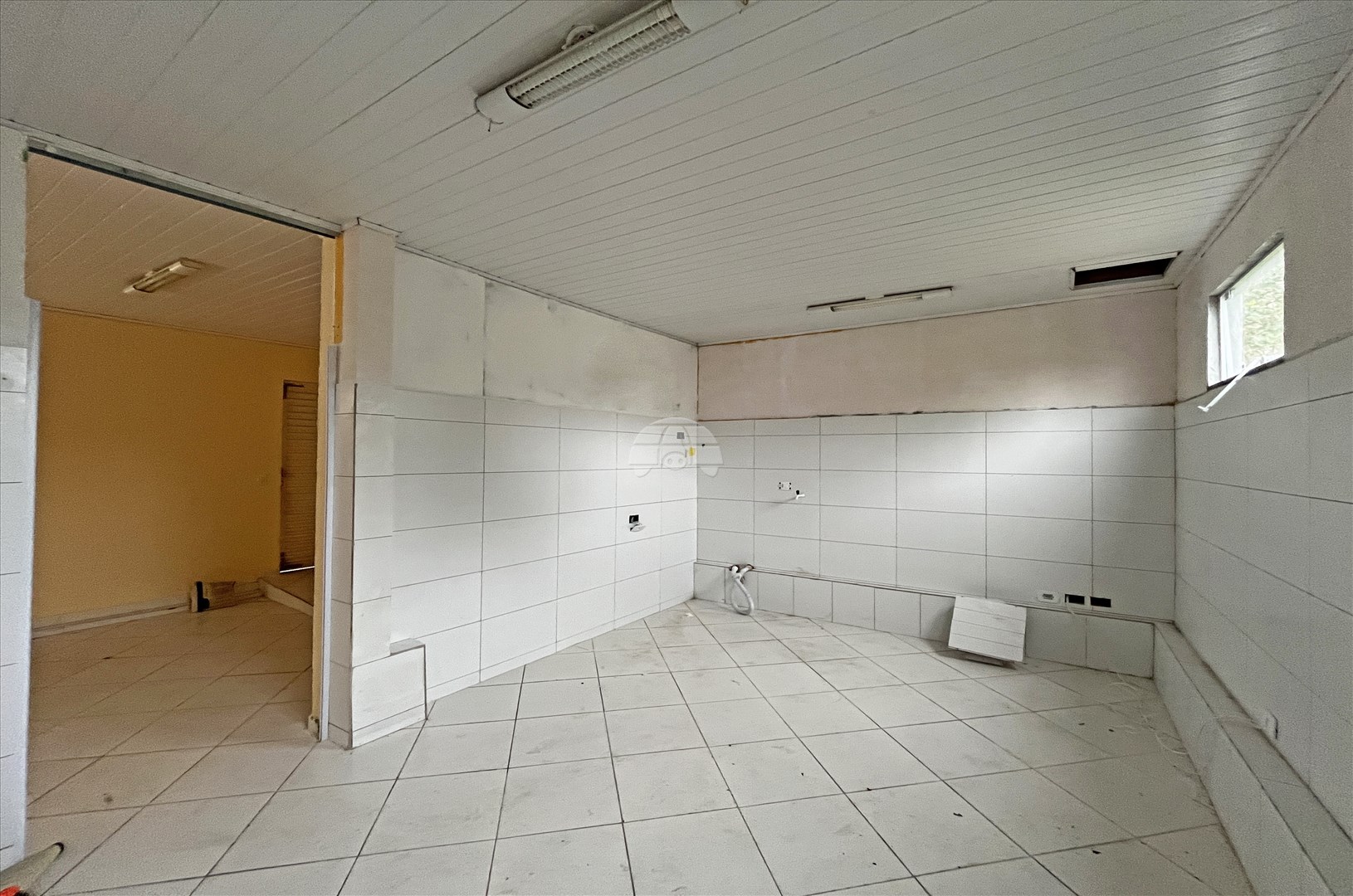 Sala/Conjunto Comercial para alugar em Pedro Moro, São José dos Pinhais — Portal Chave Fácil