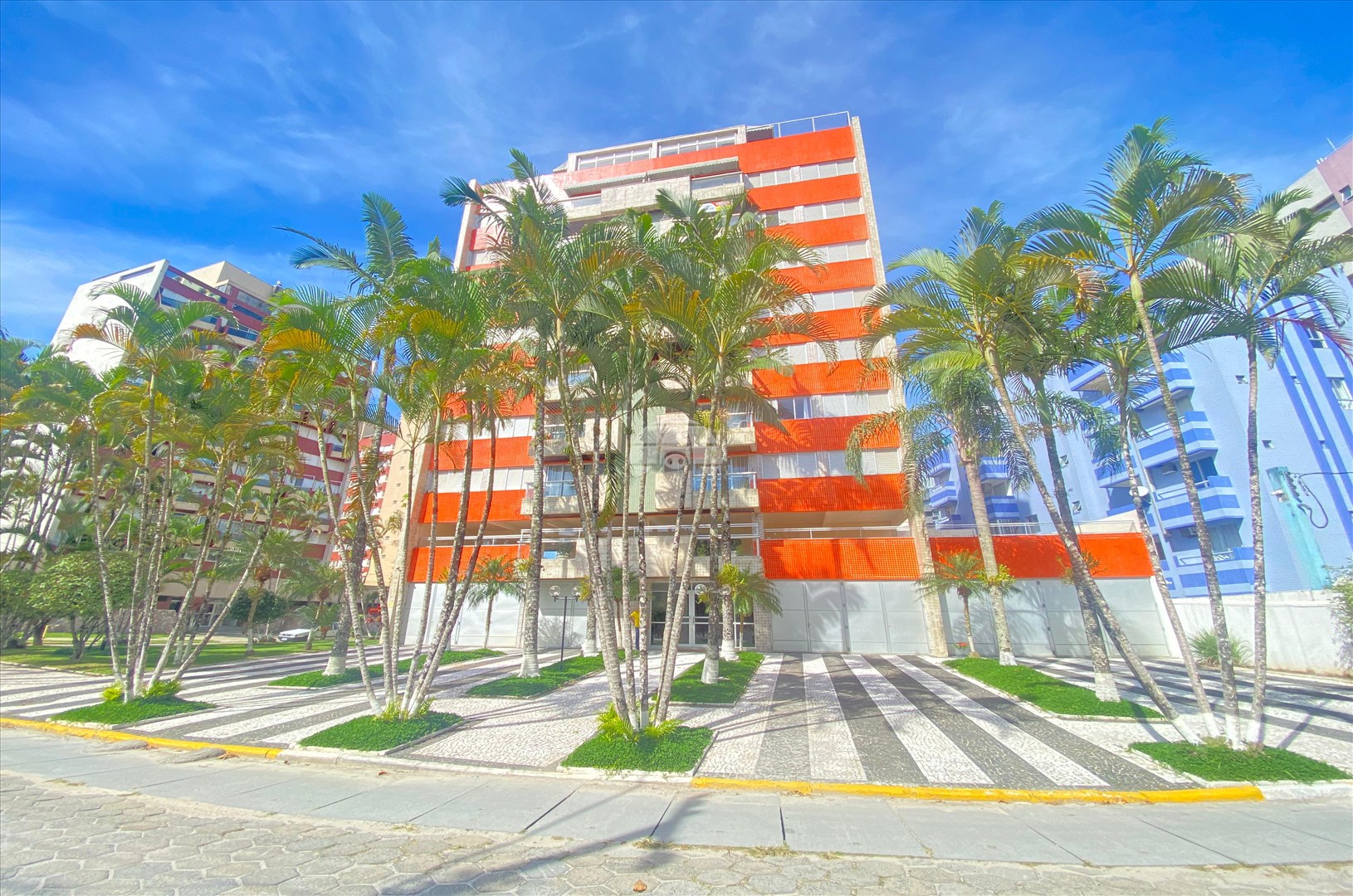 Apartamento à venda em Caioba, Matinhos — Portal Chave Fácil