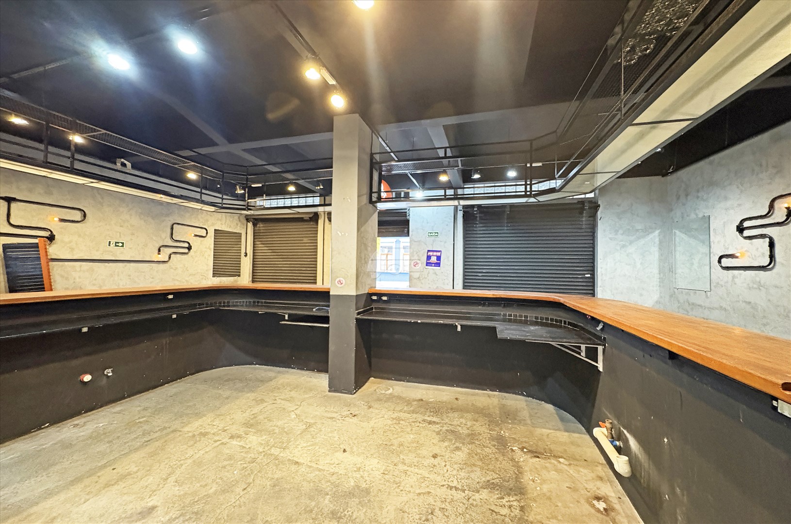 Sala/Conjunto Comercial para alugar em São Francisco, Curitiba — Portal Chave Fácil
