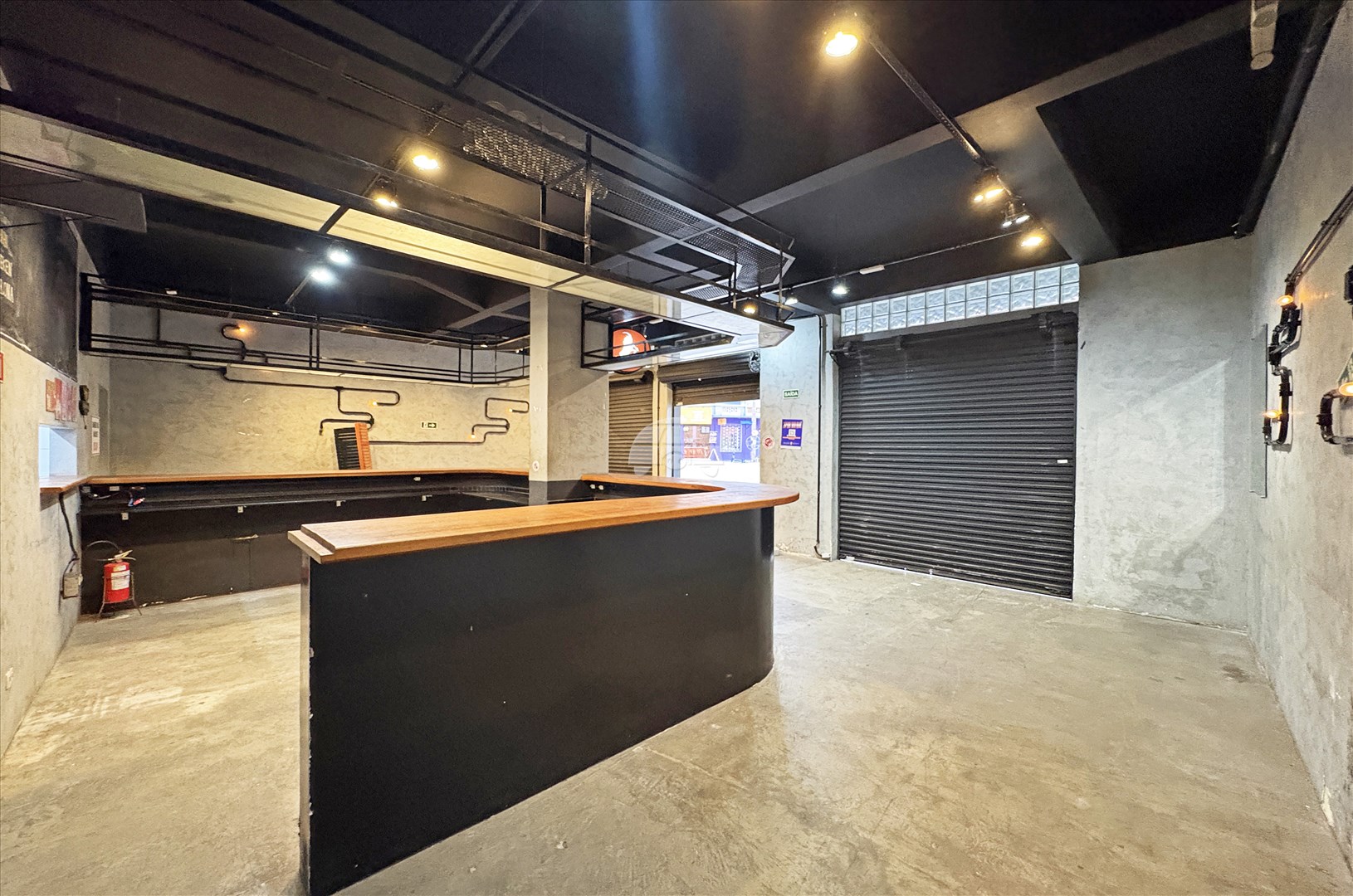 Sala/Conjunto Comercial para alugar em São Francisco, Curitiba — Portal Chave Fácil
