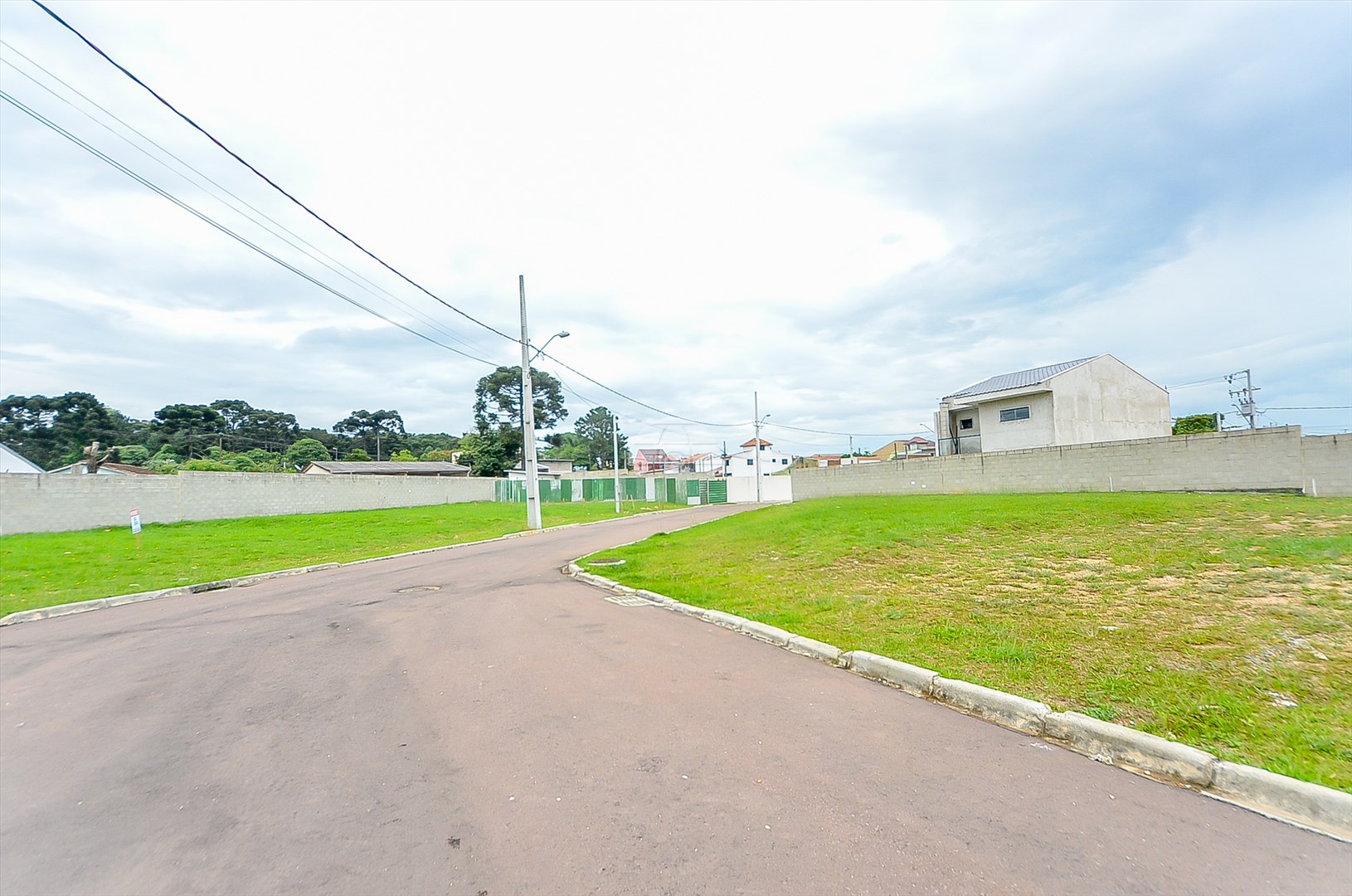 Terreno/Área à venda em Umbará, Curitiba — Imóveis em Curitiba - Jamaica Imóveis