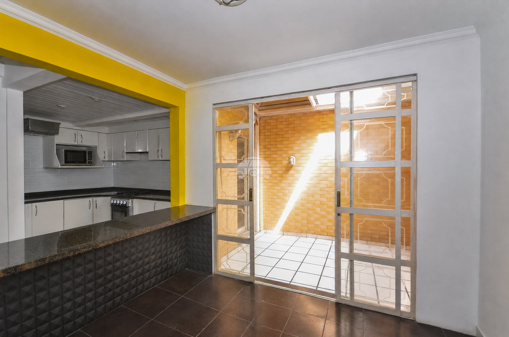 Casa à venda em Fazendinha, Curitiba — Portal Chave Fácil