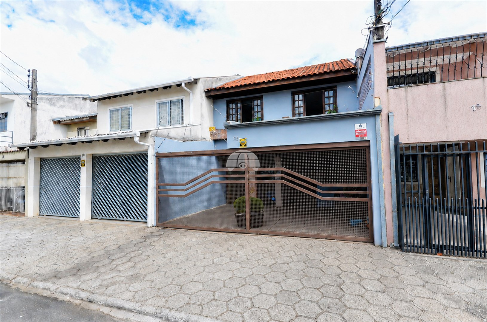 Casa à venda em Fazendinha, Curitiba — Portal Chave Fácil