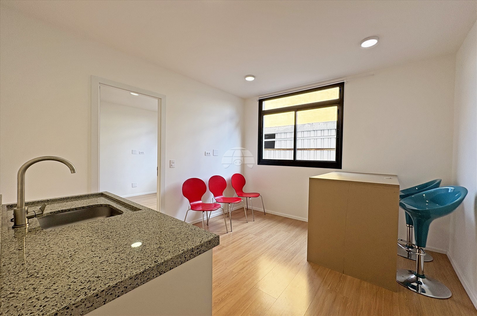 Apartamento para alugar em Centro, Curitiba — Portal Chave Fácil
